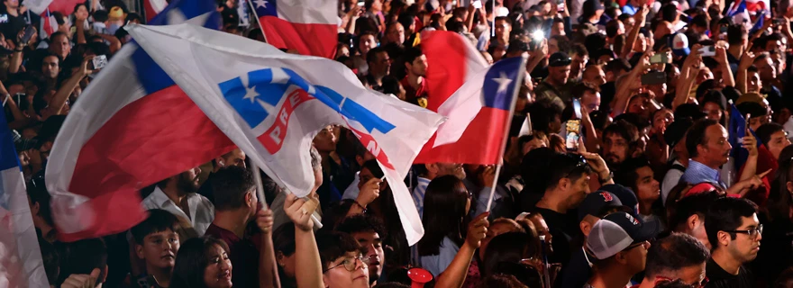 chiles-political-transition-turning-change-into-opportunity