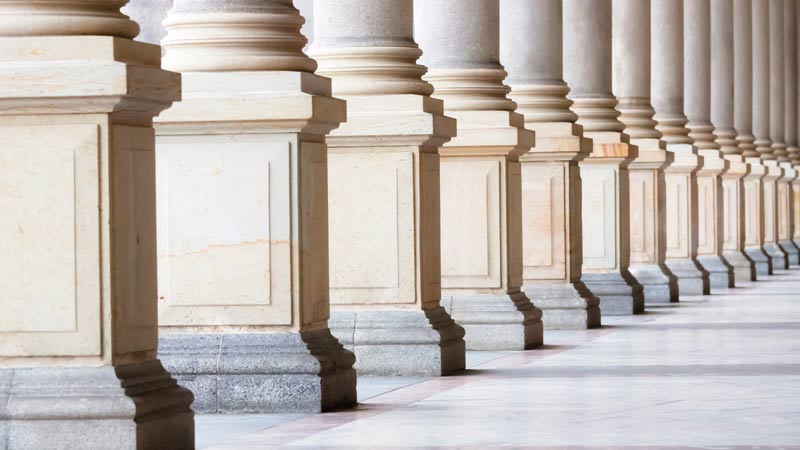 Unterstützung bei Rechtsstreits und Gerichtsverfahren